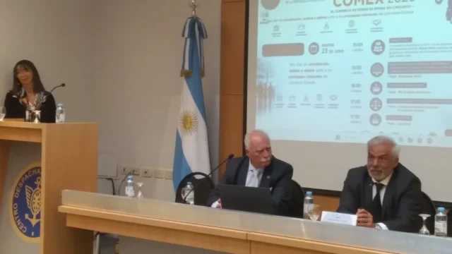 Aduana impulsa cambios en el régimen courier y digitalización de trámites
