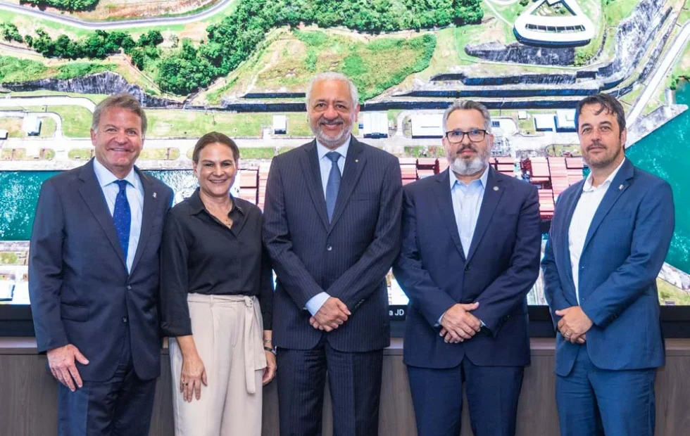 El Canal de Panamá y el Puerto de Houston refuerzan su alianza estratégica