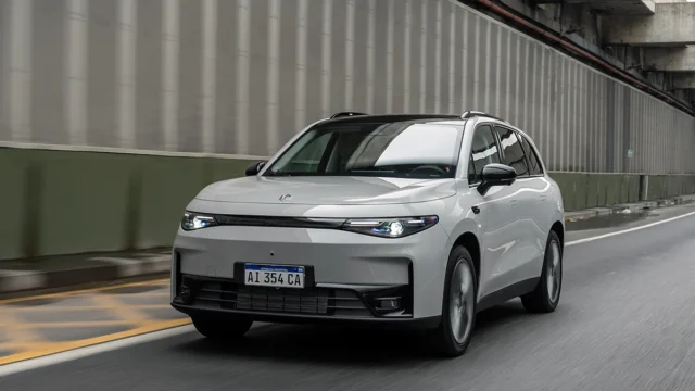 Leapmotor lanza en Argentina el SUV C10 con autonomía extendida y tracción eléctrica