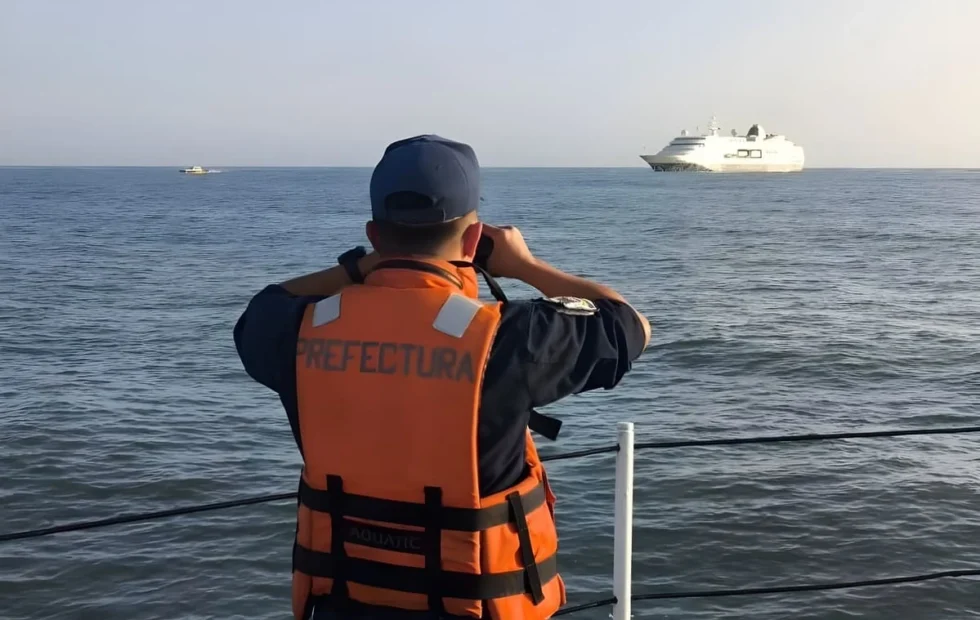 Prefectura refuerza el uso de chalecos salvavidas en la flota pesquera