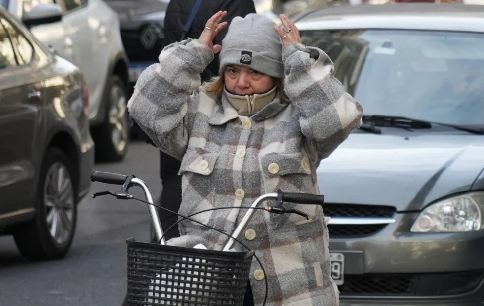 El aire polar vuelve a Rosario con frío intenso desde el viernes