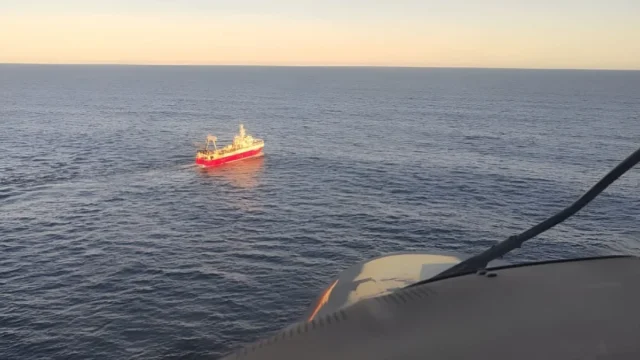 Prefectura aeroevacuó a un tripulante del pesquero Magdalena frente a Chubut