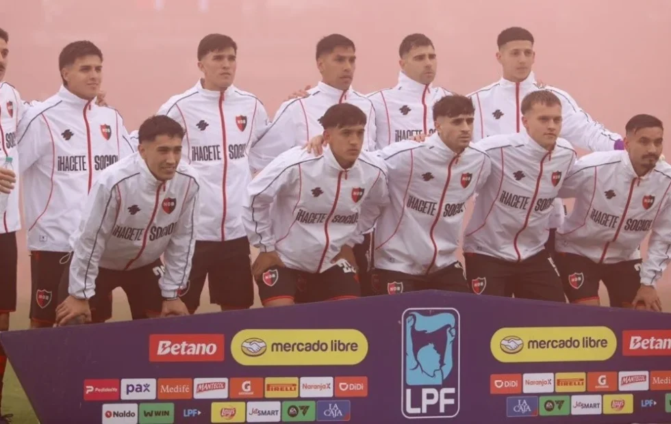 Newell’s empató ante Vélez: Soñora rescató al equipo con un tiro libre