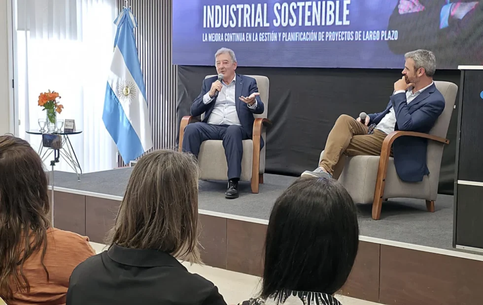 Daniel Herrero llevó innovación y mejora continua a empresarios de Villa María