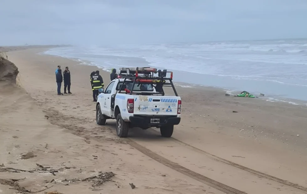 Identificaron en Las Toninas a uno de los kayakistas desaparecidos